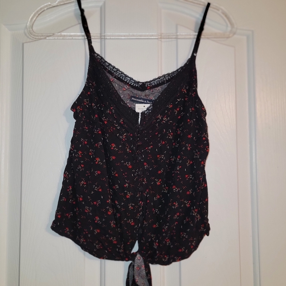 Abercrombie & Fitch Black and Red Floral Camisole